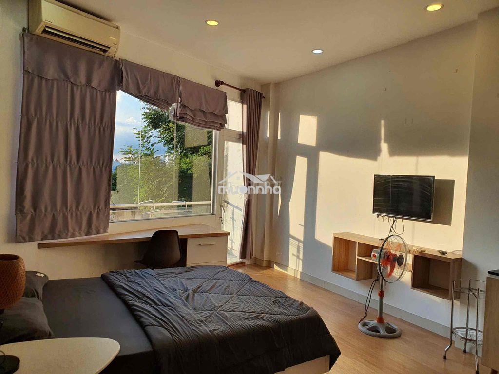 Căn hộ ban công , cửa sổ lớn đón nắng quận 3 đường hoàng sa - 2