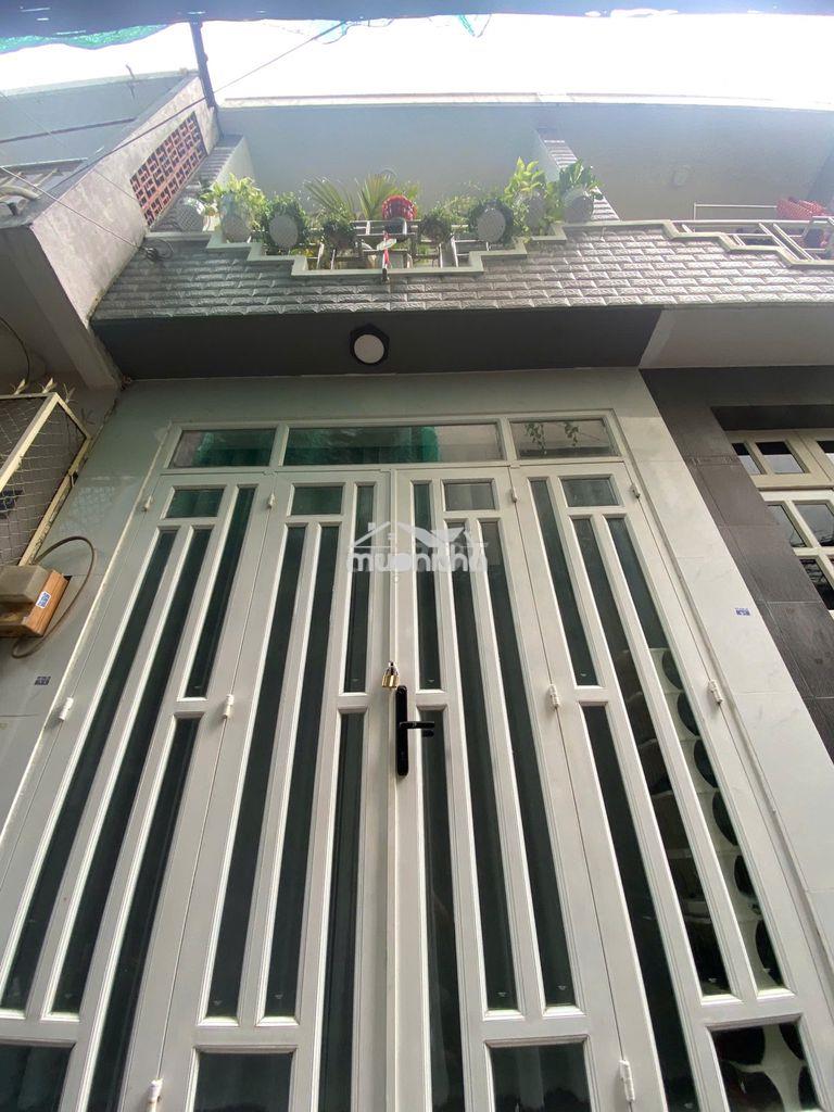 Nhà đẹp lê hồng phong q.10- đất nở hậu- chủ thiện chí- vài bước ra mt