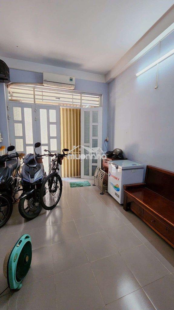 🔆🔆🔆Nhà 2 tầng - 3.5m × 7m - trần bình trọng - bình thạnh