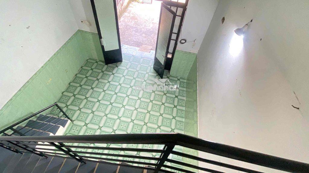 Nhà 1tr1l có 2pn 1wc đường xe tải làng tăng phú 6tr/th - 4