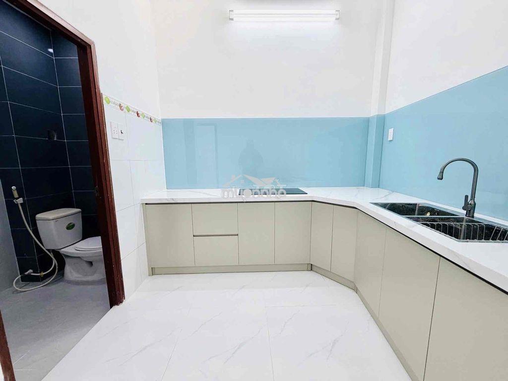 Hàng hiếm bán nhà 2 tầng 50m2 - hẻm xe hơi khu vip phan văn trị - 2