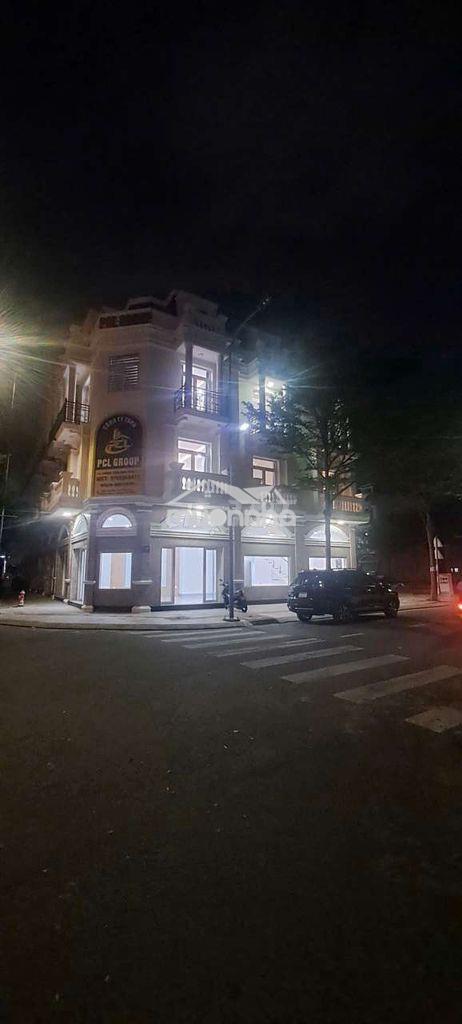 Cho thuê căn góc 3 tấm - 2