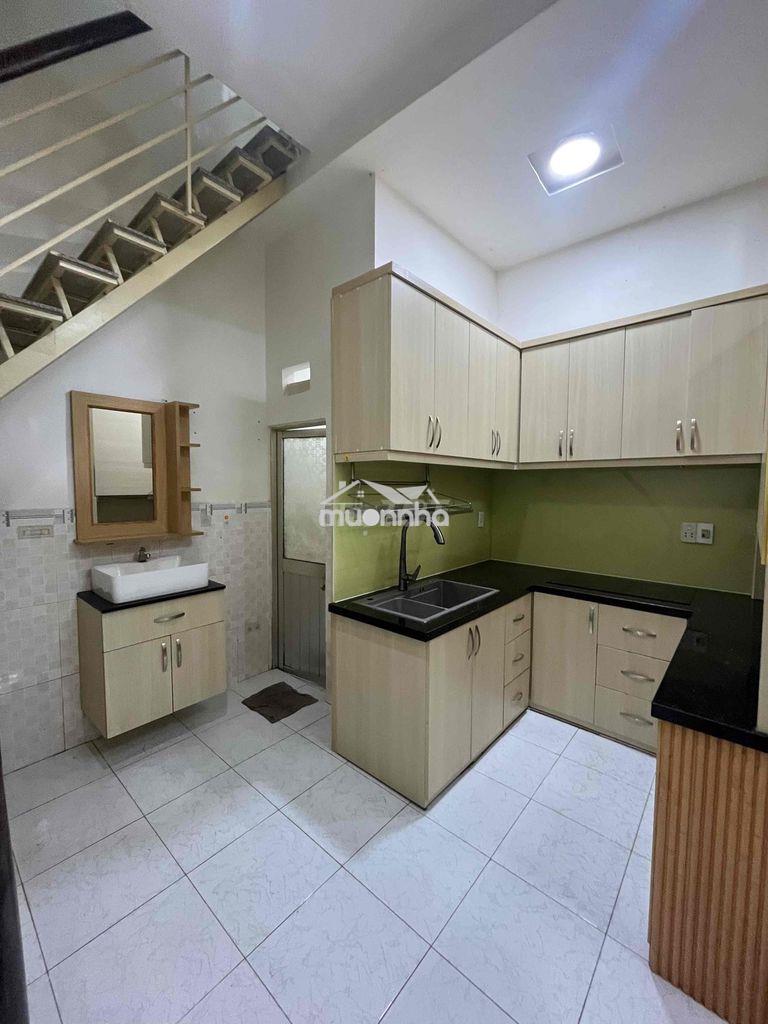 💰 Cho thuê nhà sát mặt tiền phan văn trị, p.10 - trệt lầu 2pn 2wc - 4