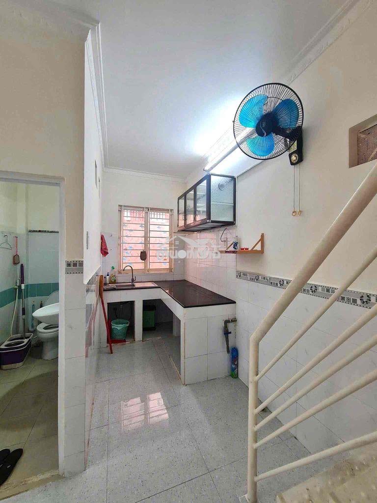 Cho thuê nhà đường 10 trường thọ 2pn 1wc giá 7,9tr máy nước nóng - 3