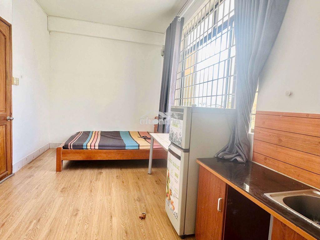 Phòng trọ rộng rãi thoáng mát full nội thất tại quận 7 - 4