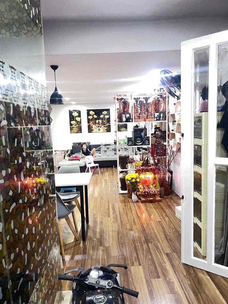 Cc bàu cát- 2pn nhà đẹp