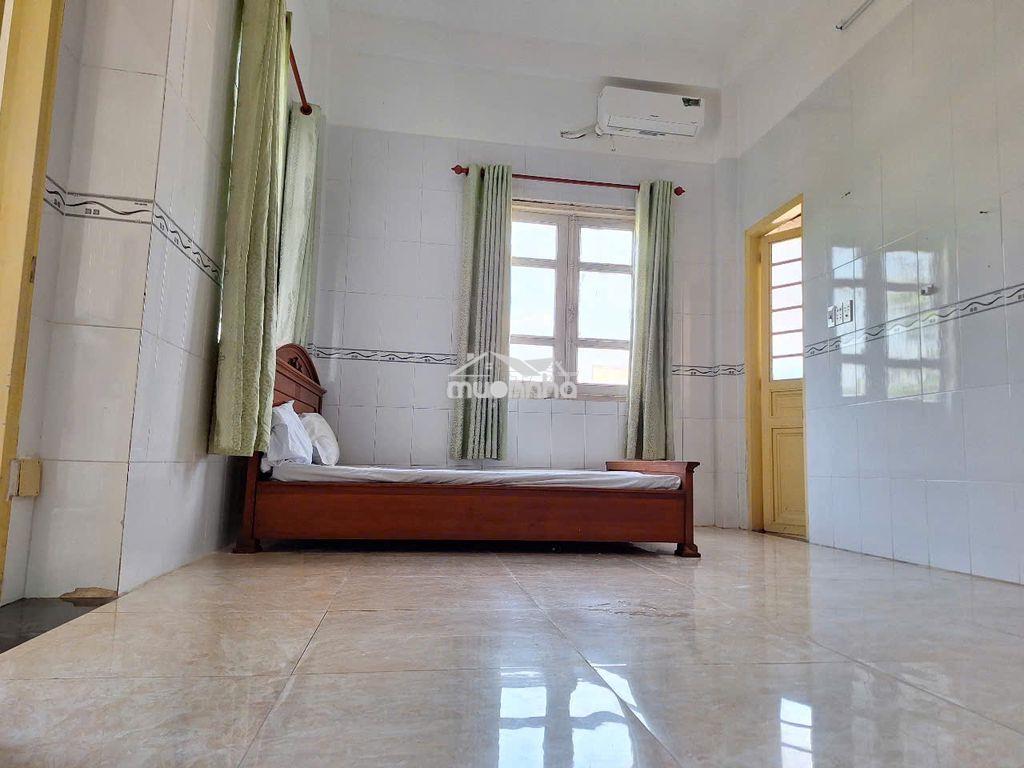 Căn hộ căn góc - 4