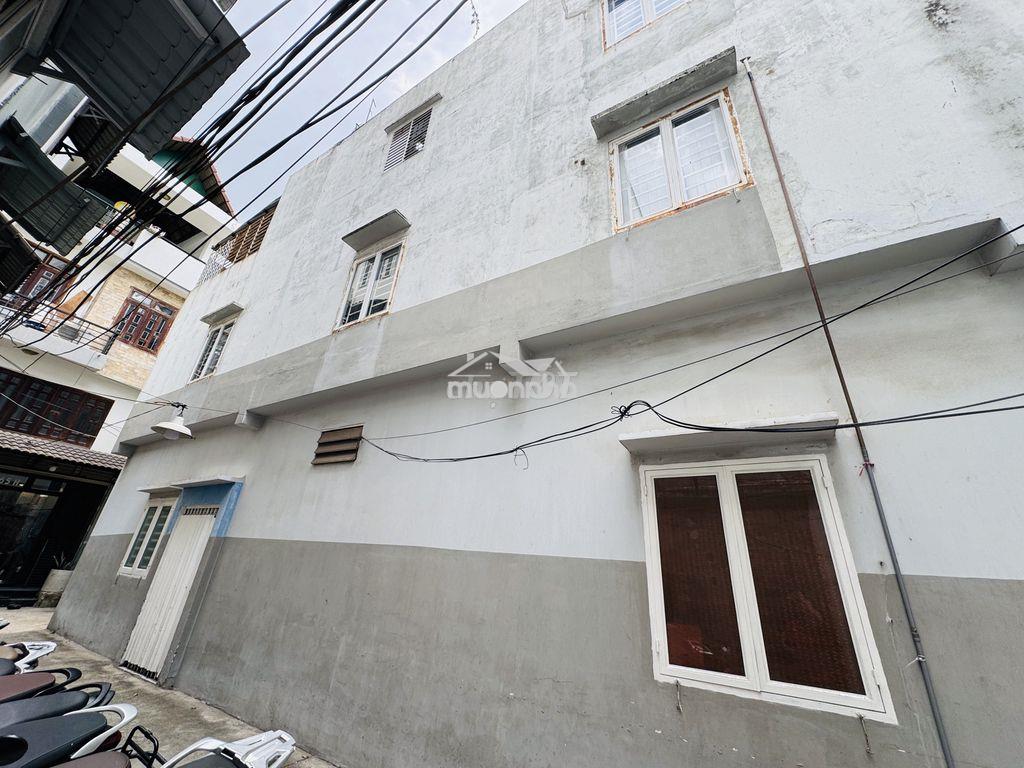 Căn góc trung tâm q1 nhà trống tiện cải tạo mới - 2