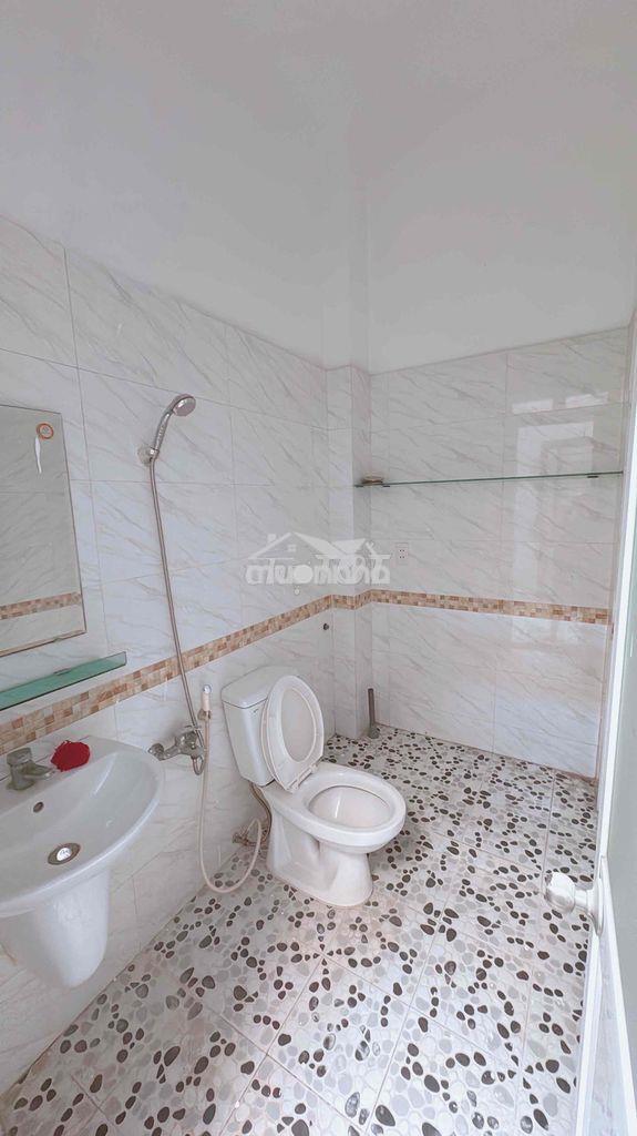 Cho thuê nhà nguyên căn hộ dịch vụ sẳn 7 phòng - 3