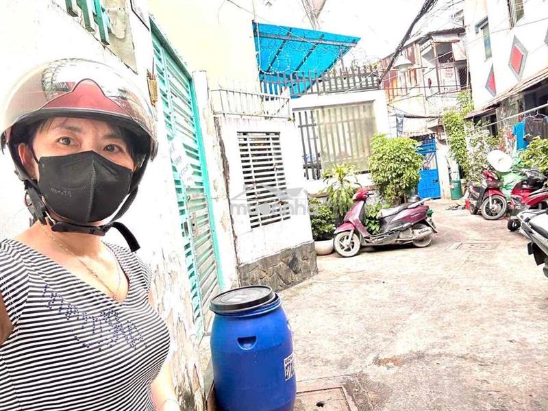 Siêu phẩm chdv, 5 tầng, 99m2 chào chỉ 9.8t, đ.đoàn văn bơ, ra tôn đản.