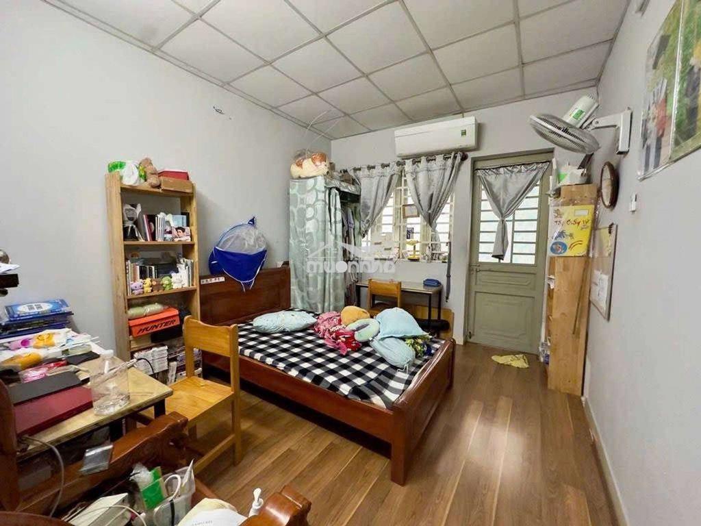 Nhà 2 tầng hxh hà huy giáp  - 4