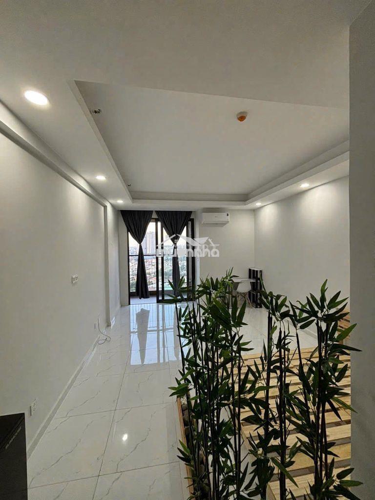Cho thuê studio 40m2 sẵn rèm giá chỉ 4.5 triệu tại opal skyline