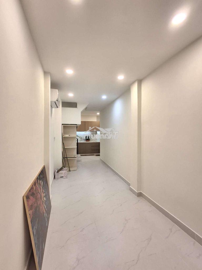 "35m² mà 4.9 tỷ, không quy hoạch, lộ giới, hoàn công tại phú nhuận?" 😱