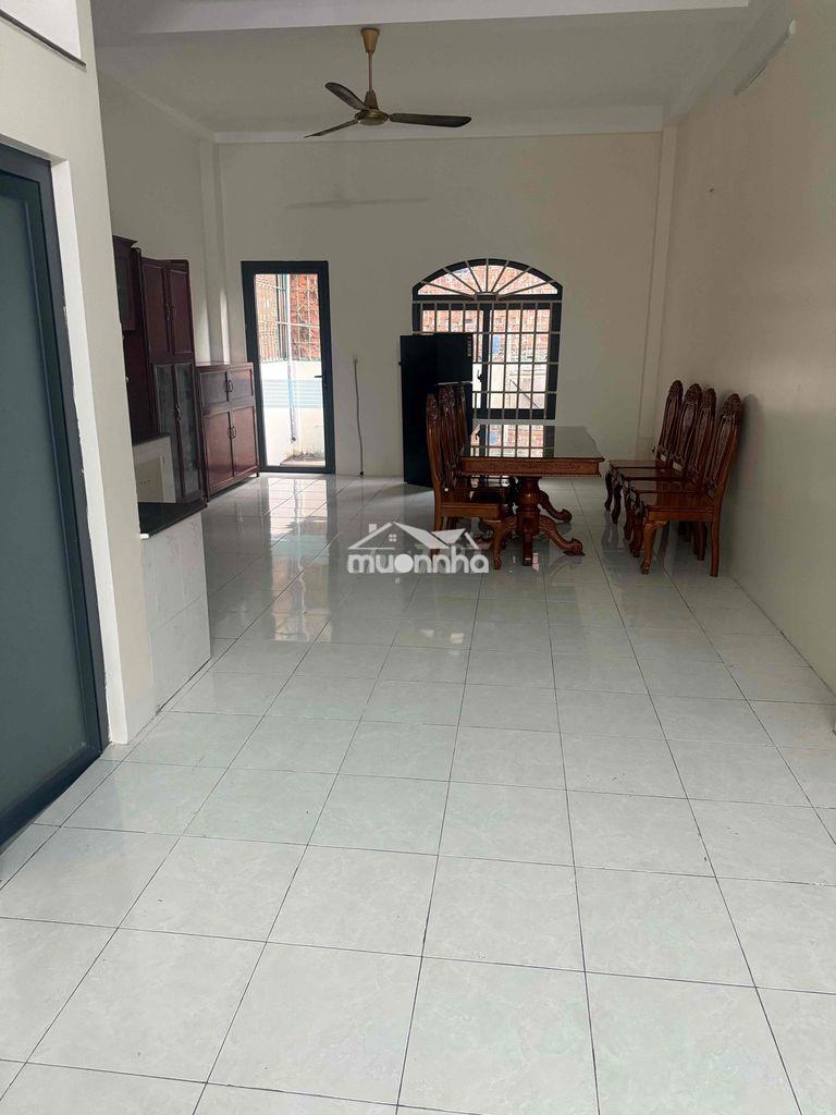 Cho thuê nhà nguyên căn gồm 5p ngủ sân xe hơi rộng rãi - 3