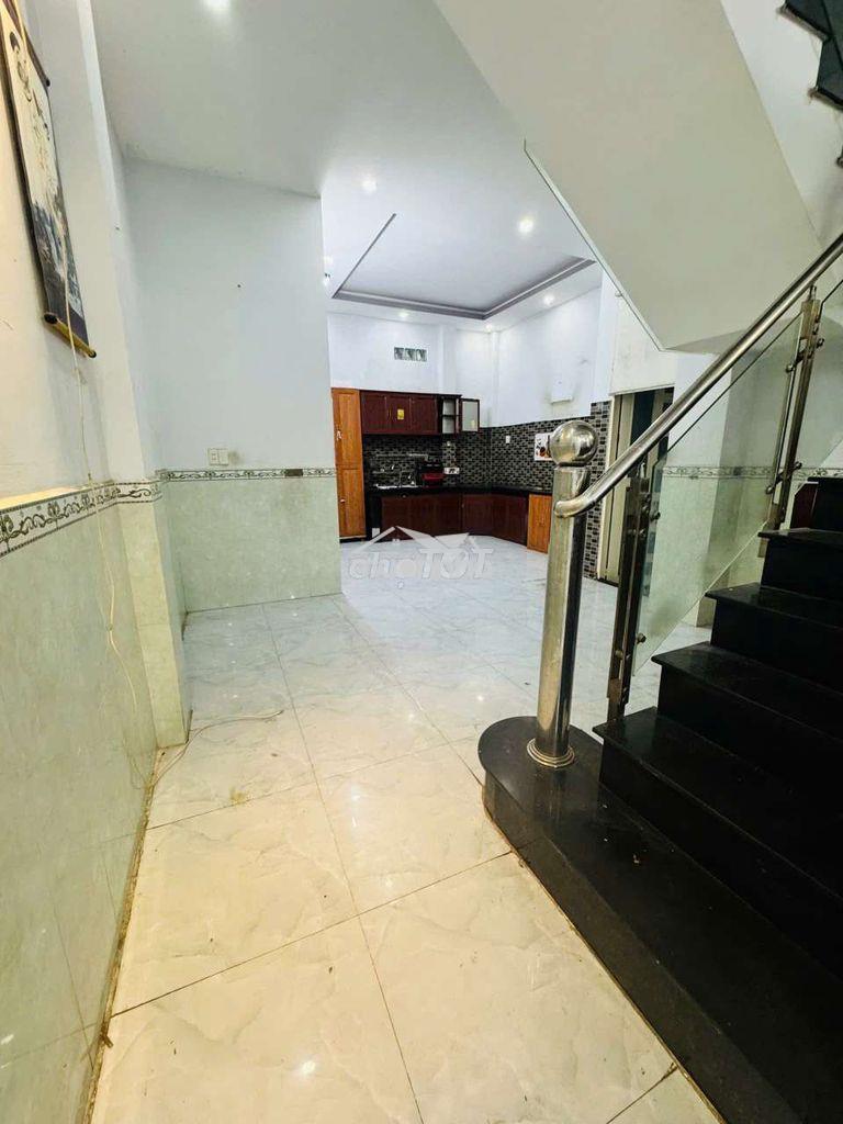 Nhà 1t2l khu bên sông mát mẻ, sát phạm văn đồng. 4pn, dt rộng - 2