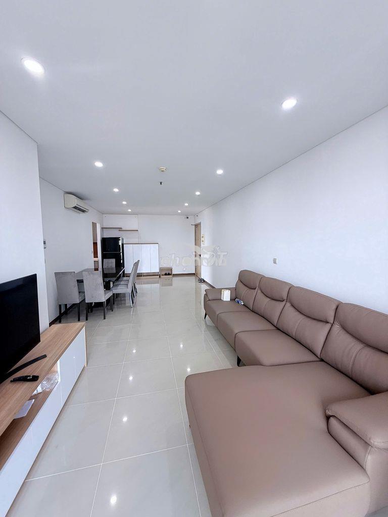 Cho thuê căn hộ 3 phòng ngủ + đa năng hà đô centrosa 139m2 giá 40tr