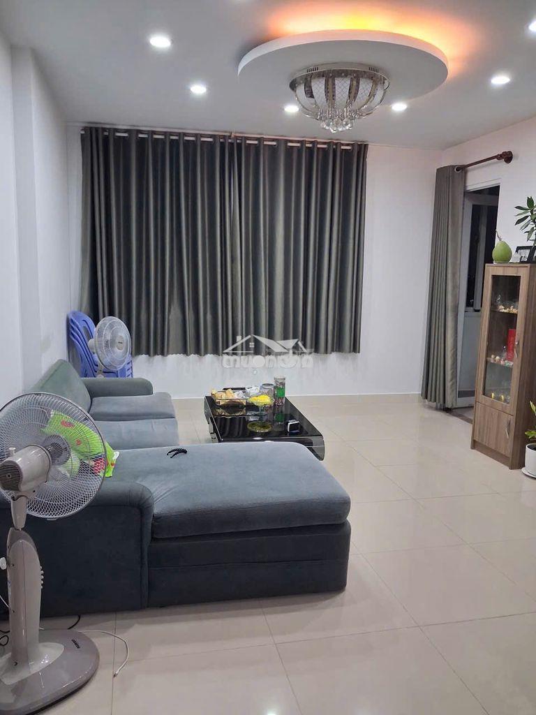 Bán nhanh căn hộ gần ngã tư tạ quang bửu