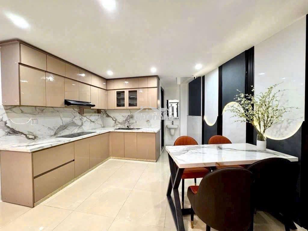 Cho thuê nhà nguyên căn mới tinh quận 3 -- 4pn giá tốt - 2