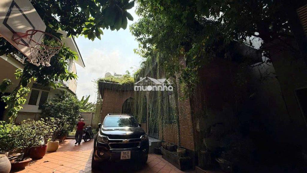 Villa sân vườn đẹp hiếm có tại bình thạnh – dt 300m² - 4