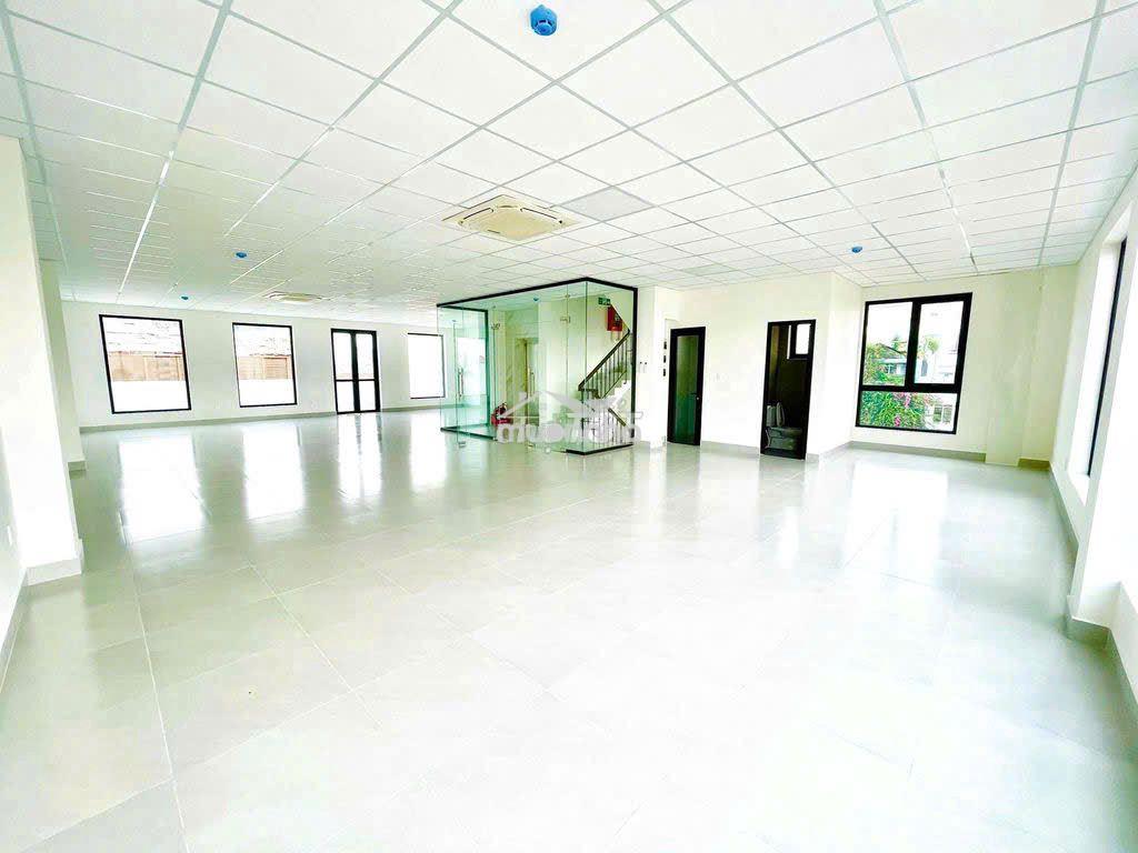 Toà nhà 1.680m2 khu văn phòng cao cấp p. tân định quận 1 - 2