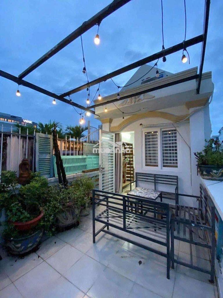 Phòng + sân siêu rộng thoáng - thang máy chỉ 6tr - ngay vòng xoay đbp - 2