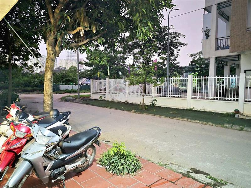 Cho thuê nhà khu đất dịch vụ vạn phúc, hà đông, hà nội