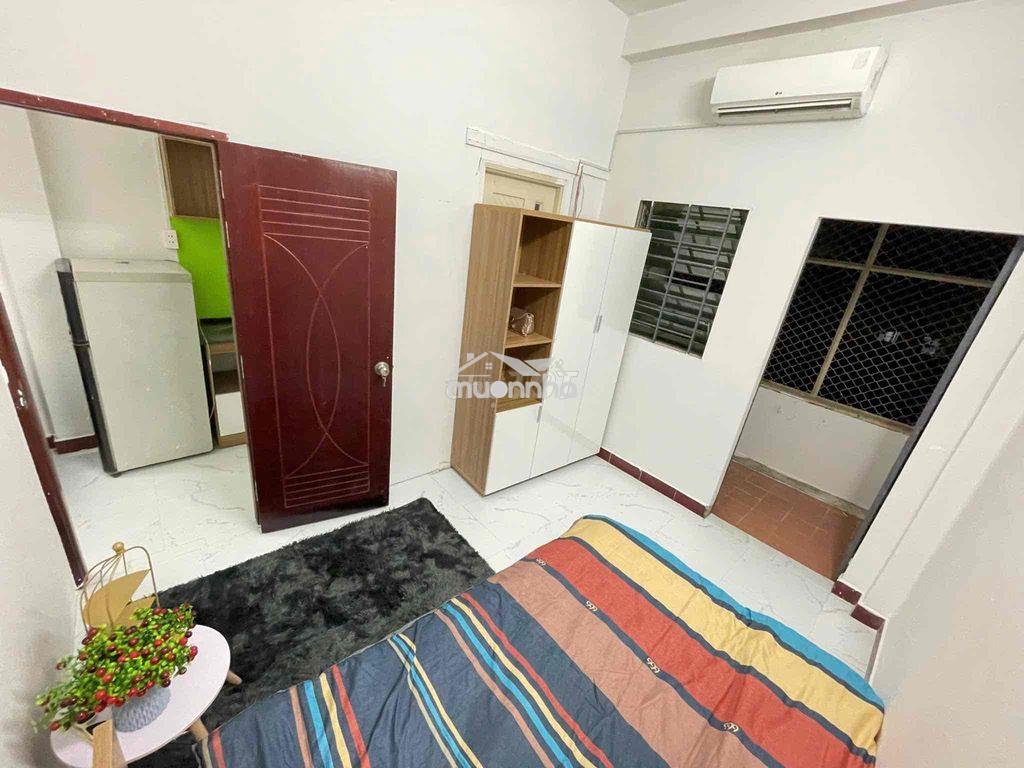 Căn hộ 2pn 50m2 thoáng , ban công riêng , máy giặt riêng - 2