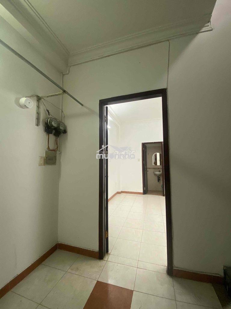 Cho thuê phòng hoa sứ - phú nhuận 50m2 - 3