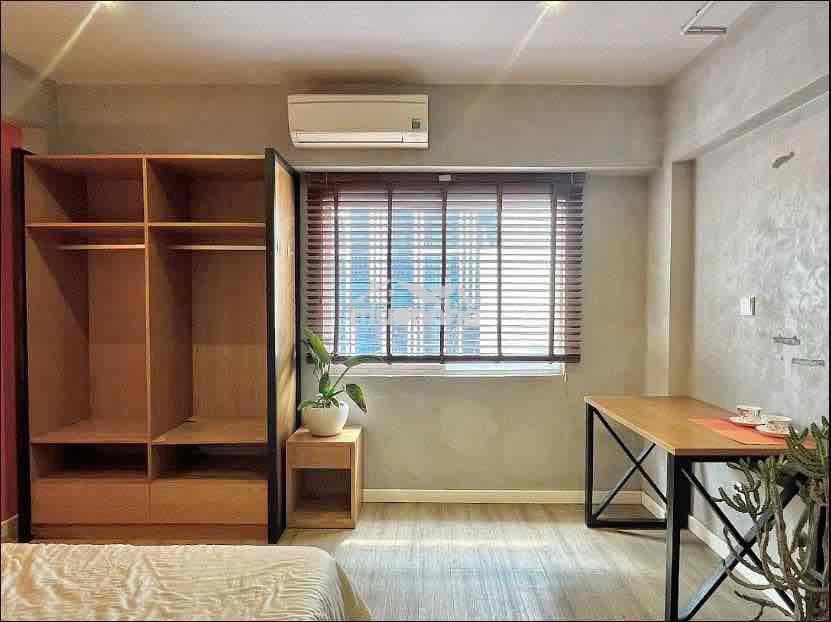 Cho thuê căn hộ full nội thất cửa sổ trời gần sân bay - 2
