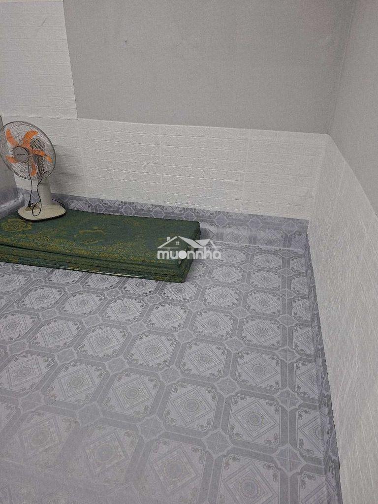 Cho thuê phòng q10.rộng rãi thoải mái. tầng trệt.tolet riêng 2tr6 - 3