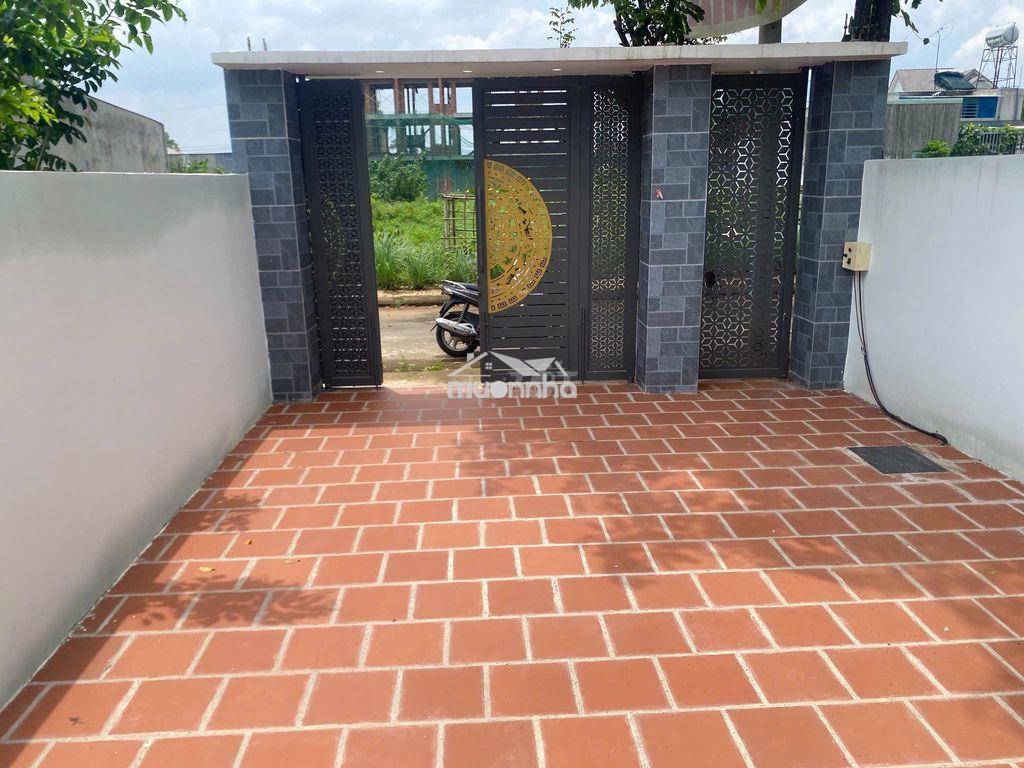 Bán cắt lỗ căn nhà 1 trệt 1 lầu mới 100%  gần nhà thờ lộc hòa -tây hòa - 4