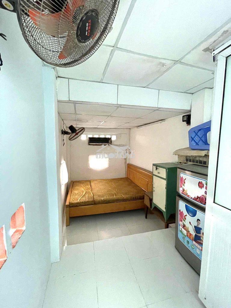 Bán nhà quận 1 hẻm nhỏ đề thám – 2 tầng 3pn 3wc – giá chốt 3,7 tỷ - 4