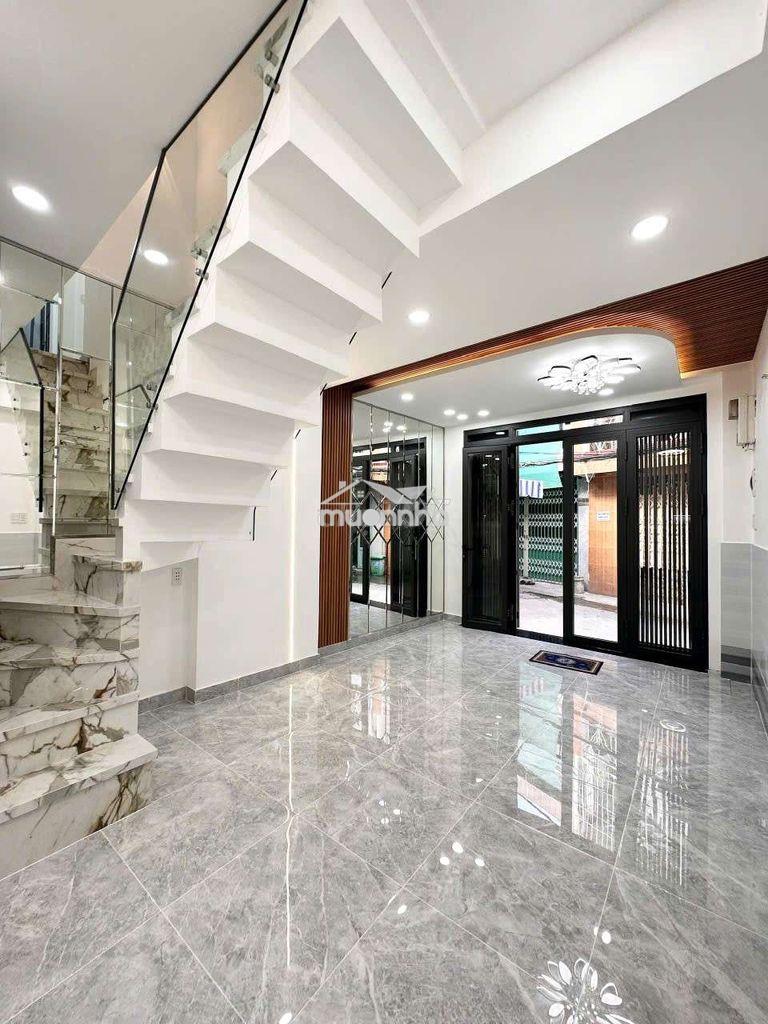 🏡 Bán nhà đẹp mới hẻm 154 đường âu dương lân p3 q8
 - 4