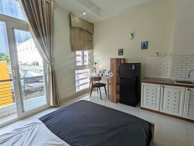 Studio ban công full nội thất ngay landmark 81