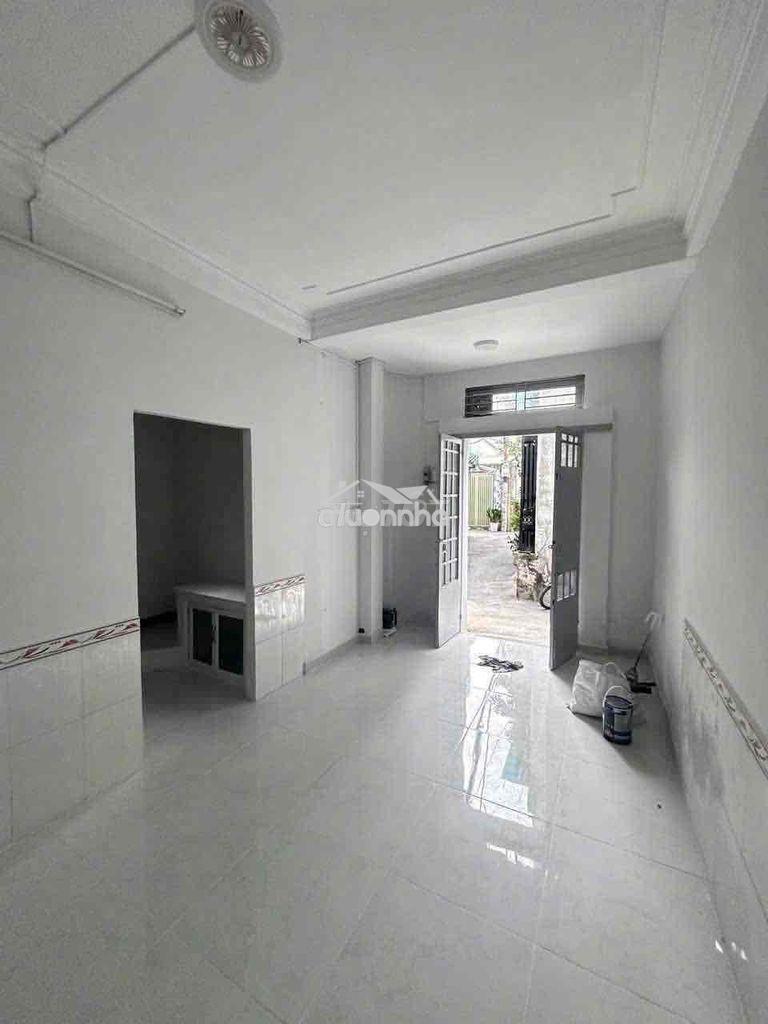 Căn nhà rộng cho thuê lâu dài