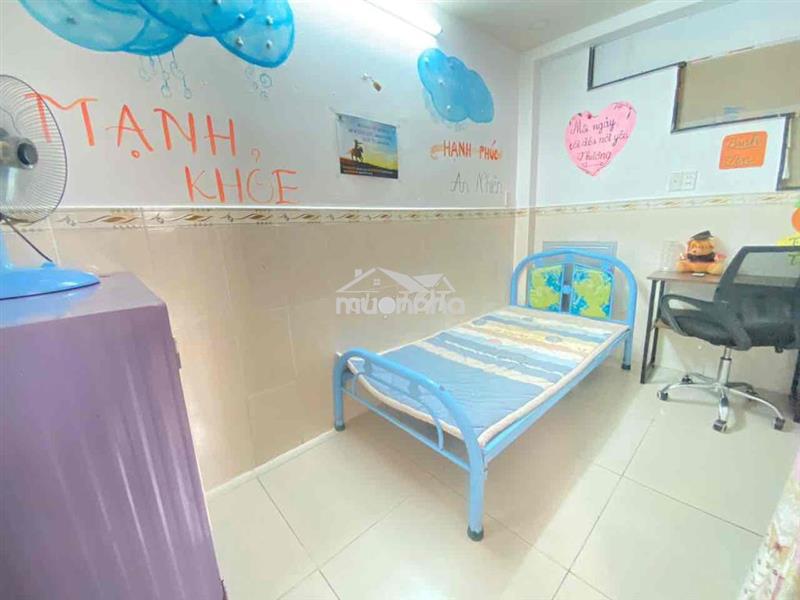 Cho thuê phòng trệt lê văn sỹ -3.6tr bao hết mọi chi phí cho 1 người