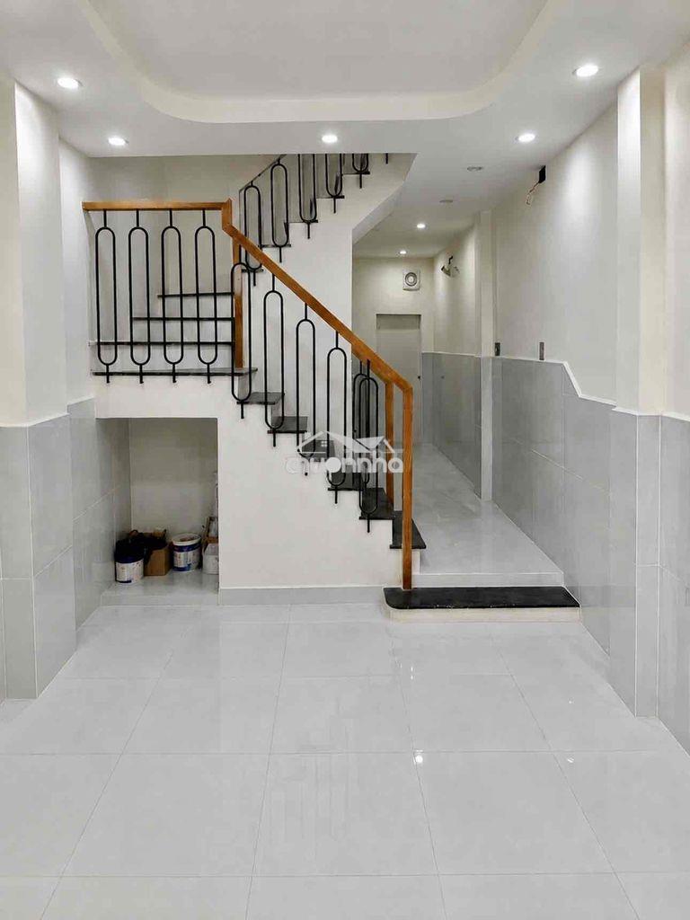 🏡 Nhà quận 1 - gần cầu nguyễn văn cừ - hẻm thẳng - đất vuông - 3 tầng - 4