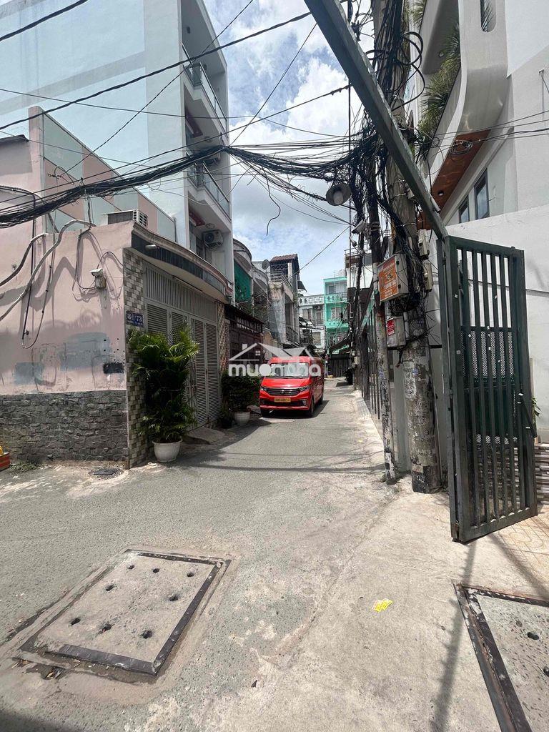 Ngay emart phan huy ích - 2pn - 2 mt - xe hơi đỗ cửa - 2