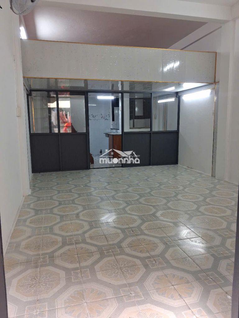 Bán chung cư bầu cát 7 - lầu 2 dtsd 40 m2, tiện ích đầy đủ, 1.8 tỷ tl