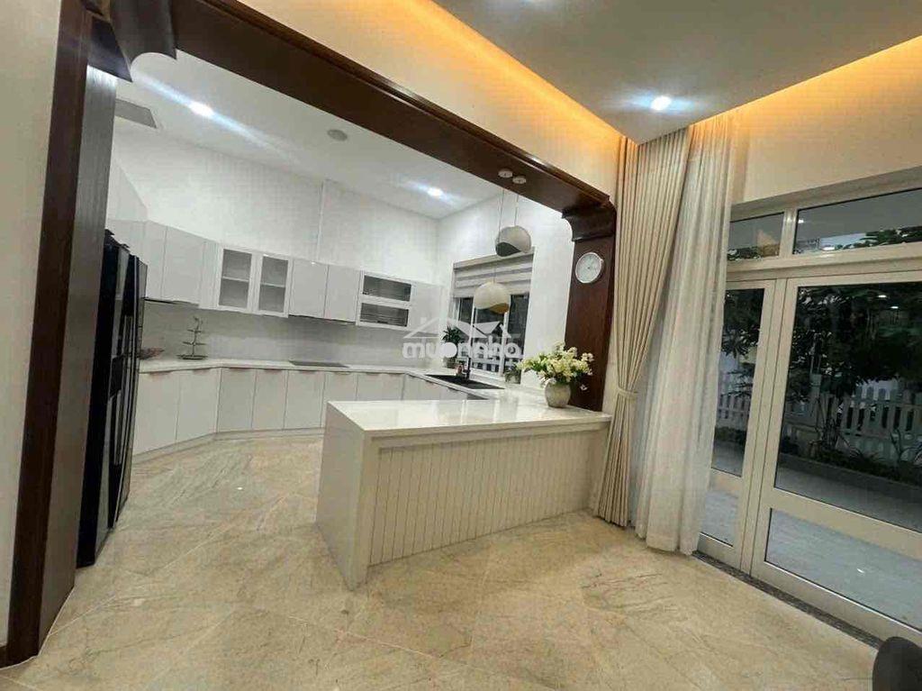Biệt thự vip 10m tân sơn nhì, 3 tấm, 8 x 20m, 6 phòng ngủ, 6 wc - 2