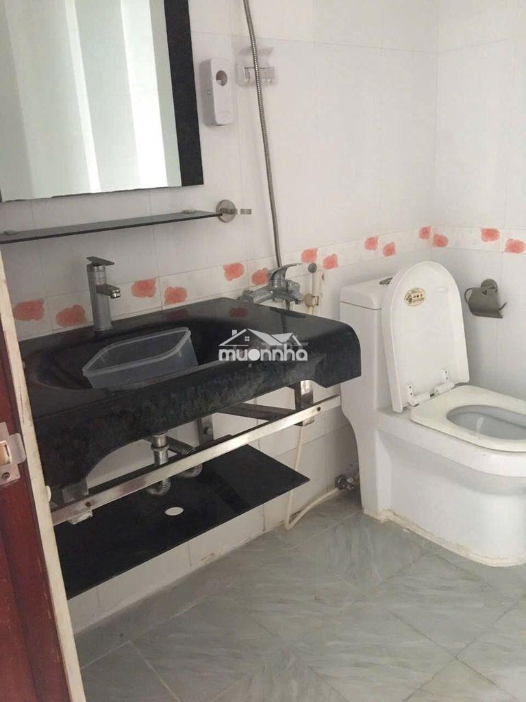 Cc cho thuê phòng cách ueh 200m đầy đủ nội thất - 4
