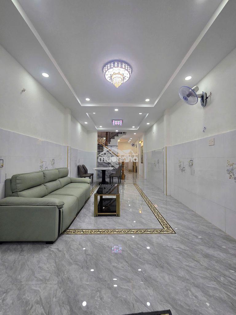 Siêu phẩm mới-đúc 5 tầng-hxh giải phóng-tân bình.dt 3.8x16-nhỉnh 10 tỷ