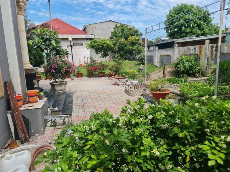 Biệt thự vườn -trung tâm thủ dầu một - 1,525m2 - mặt tiền kd