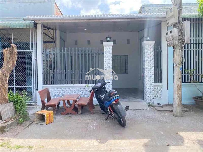 Bán gấp căn nhà ở 1/ mai thị buội-phước vĩnh an 96m2 shr giá chỉ 845tr