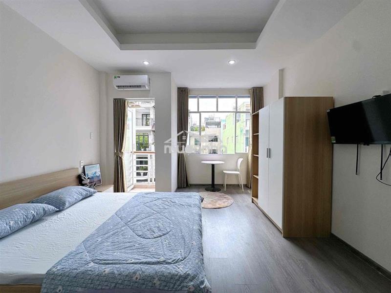 🏡 Studio full nội thất có ban công – khóa vân tay – gần central mall q