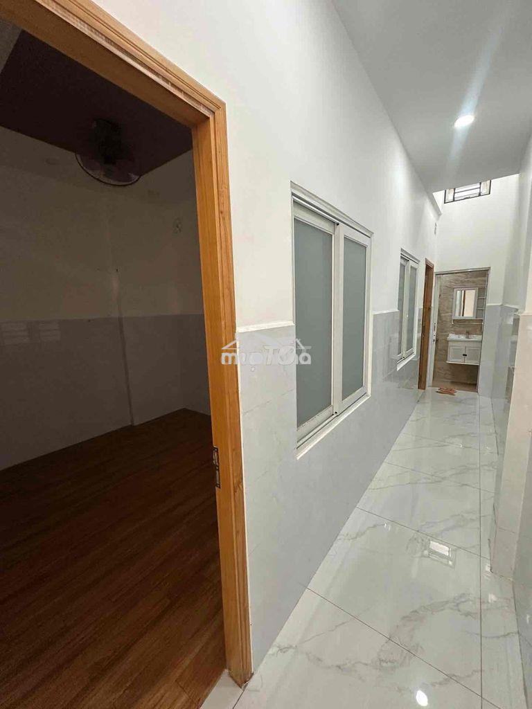 Bán nhà hẻm ôtô - gần bảy hiền - tân bình - 4,4 x 16 - chỉ 8,xx tỷ. - 3