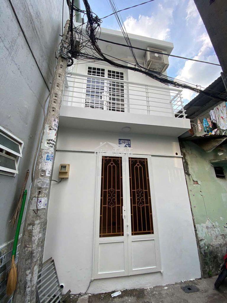 Nhờ môi giới dẫn dùm nhà phan huy ích dt 3x6m 1 lầu sổ riêng