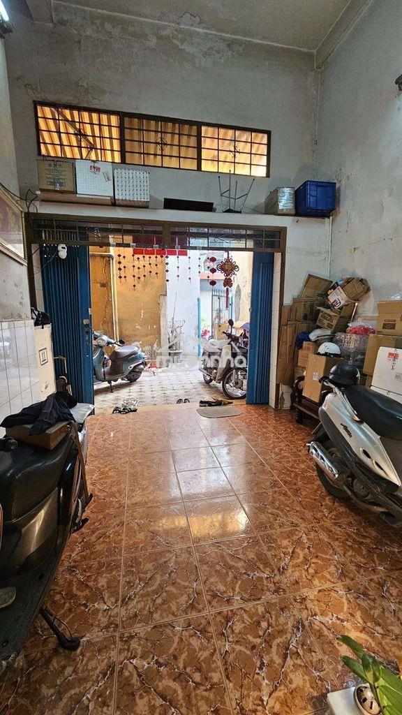 Chỉ 6.6 tỷ, nhà hẻm xe hơi, quận 10, 59 m2 2 tầng, vị trí đẹp