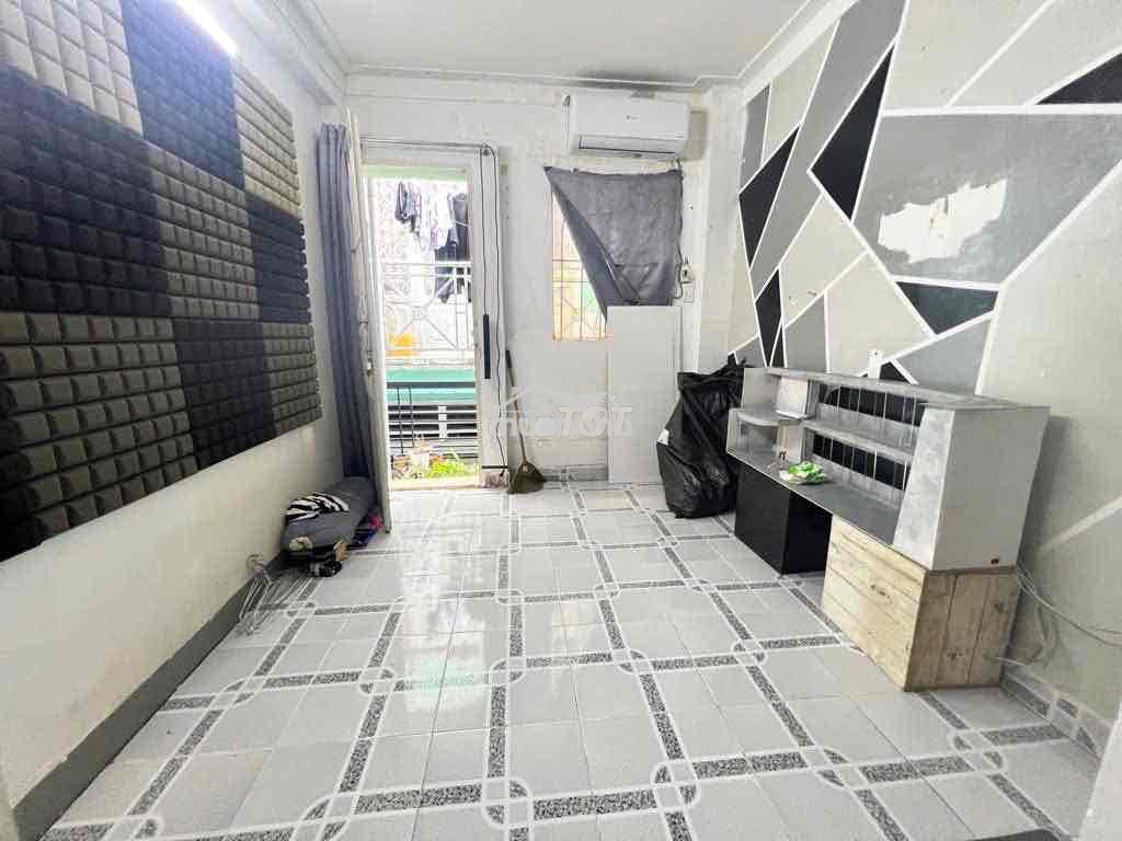 Phường hạnh thông  - 3 lầu - ngay ngã 6 gò vấp - 4