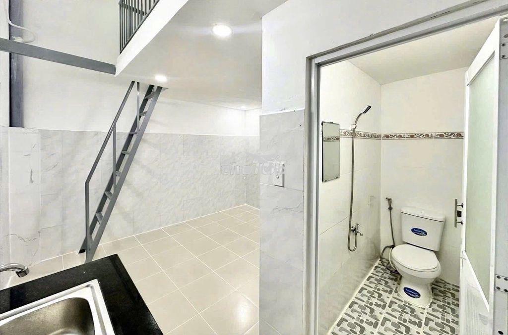 Duplex gác cao ko đụng đầu có sẵn máy lạnh ko giới hạn người ở - 3